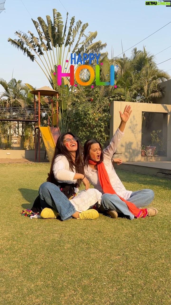 Bhagyashree Sonvane - 21.9K Likes - Happy holi Everyone🫶🏻
@manali_nirulkar 
.
.
.
.
#holi #happyholi #holiday #friends #forever #love #viral #trending #reelitfeelit #reels #reelsinstagram #exploring #foryoupage #viralreels
