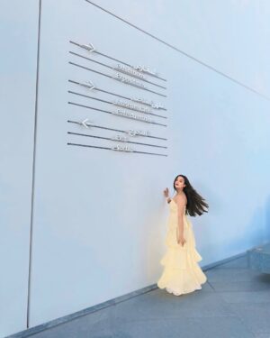 Bhagyashree Sonvane Instagram - Date with art at Louvre Abu Dhabi🤍
Please visit the ‘Kings and Queens of Africa exhibition🌸🫶🏻
@visitabudhabi @airarabiagroup @louvreabudhabi @alainzoouae #NonstopadventuresAUH #KingsAndQueensOfAfrica
#abudhabi #love