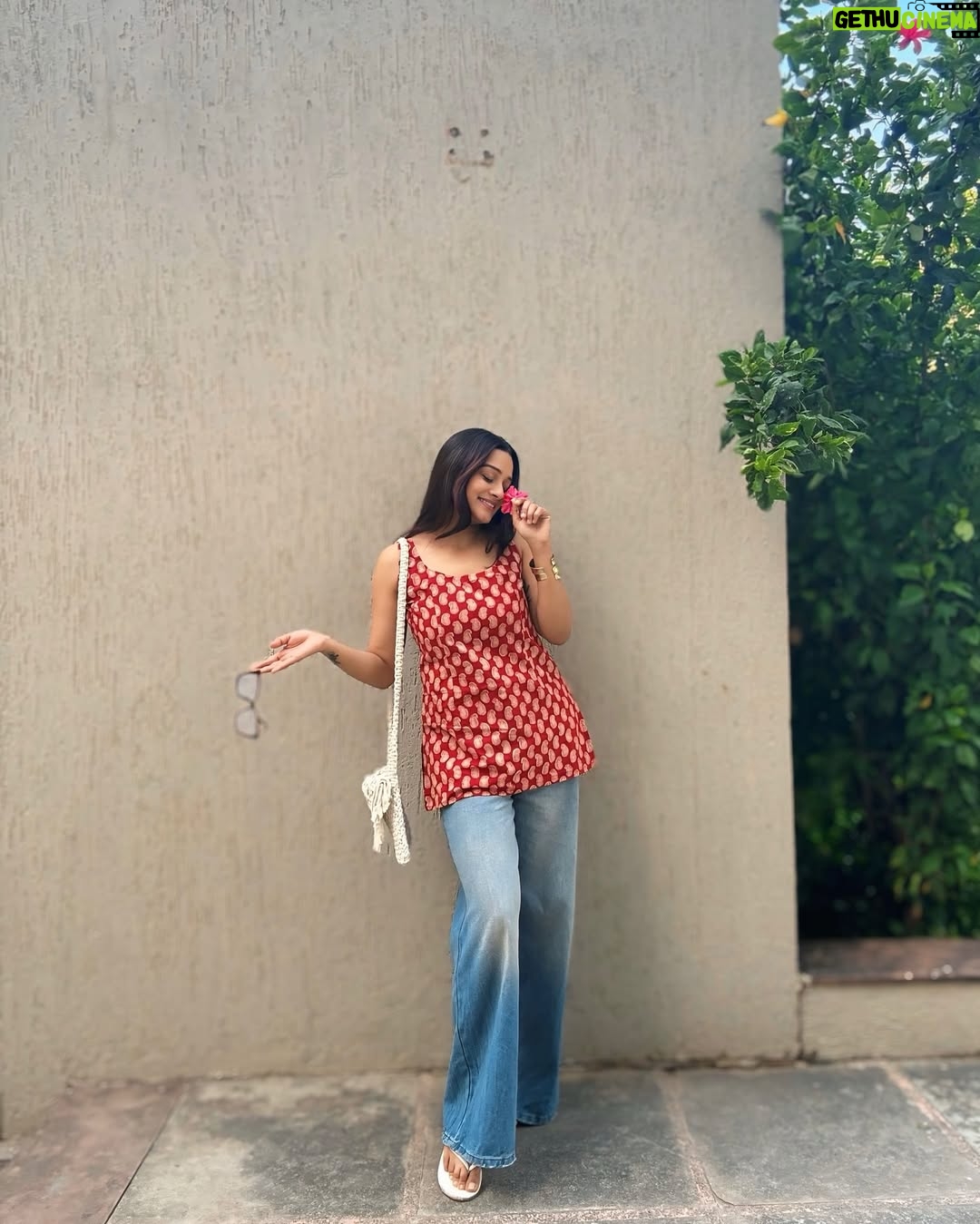 Bhagyashree Sonvane - 3 Likes - In my girly girl era🌷🎀 
.
.
.
.
#flowers #vibe #photography #love #trending #foryoypage #kurti #traditional #wearing #explorer #ootd #outfitoftheday #instagrampost #post #exploremore #fyp #fashiongram