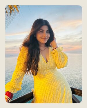 Bhakti Rawal Instagram - First Trip Of 2025 ~ Maldives🇲🇻
.
#bhaktisquad #honeymoon