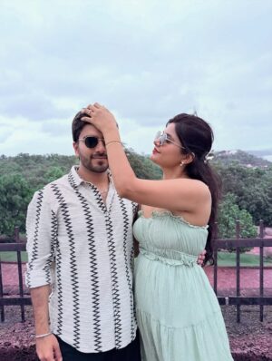 Bhakti Rawal Instagram - Hello jii @tejrughani
.
(Goa,travel,couple,anjunafort)