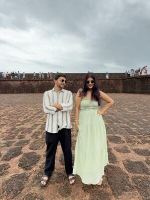 Bhakti Rawal Instagram - Hello jii @tejrughani
.
(Goa,travel,couple,anjunafort)