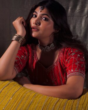 Bhakti Rawal Instagram - Shudh देसी Look 🌹
.
#bhaktisquad