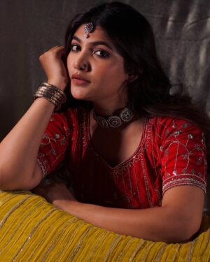 Bhakti Rawal Instagram - Shudh देसी Look 🌹
.
#bhaktisquad