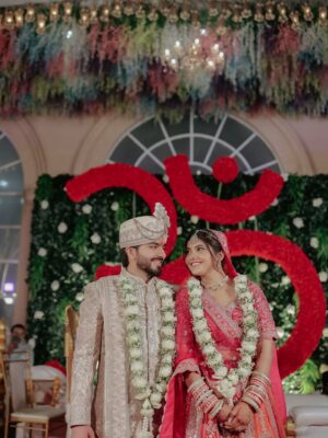 Bhakti Rawal Instagram - Ladies and gentlemen meet Mr & Mrs Rughani🧿🥹❤️
26.12.24♥️
#bhaktisquad #tejakti #wedding
.
{ indianwedding,Wedding,varmala,phera,couple,love}