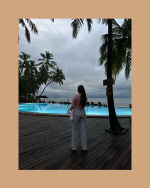 Bhakti Rawal Instagram - Honeymoon Dump🙈❤️
.
#bhaktisquad #married #honeymoon #maldives