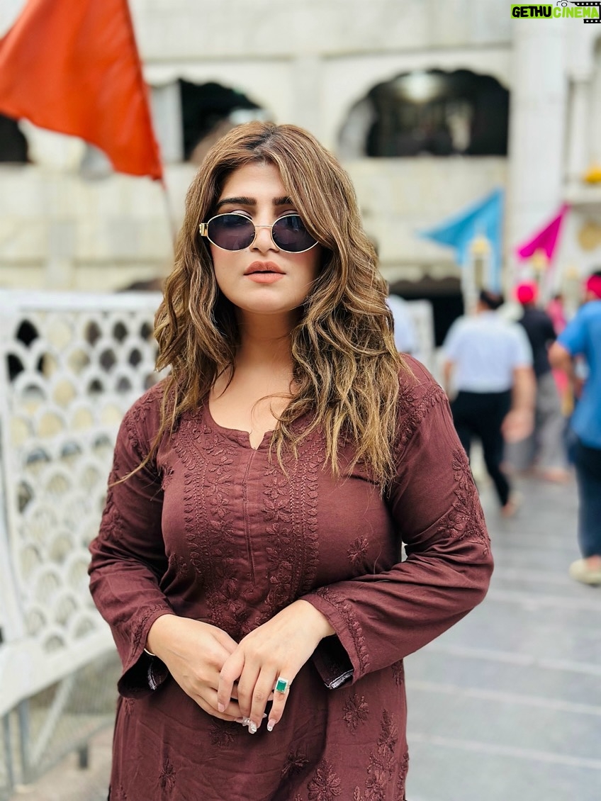 Bhavna Mayani - 23.3K Likes - 🫰🏻 Bright days, blessed ways. 🌟🙏

Suit @fashion_addicts_world 🥀