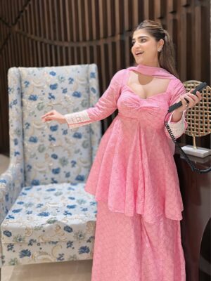 Bhavna Mayani Instagram - Pretty in pink š
Wearing @manashvi870 š