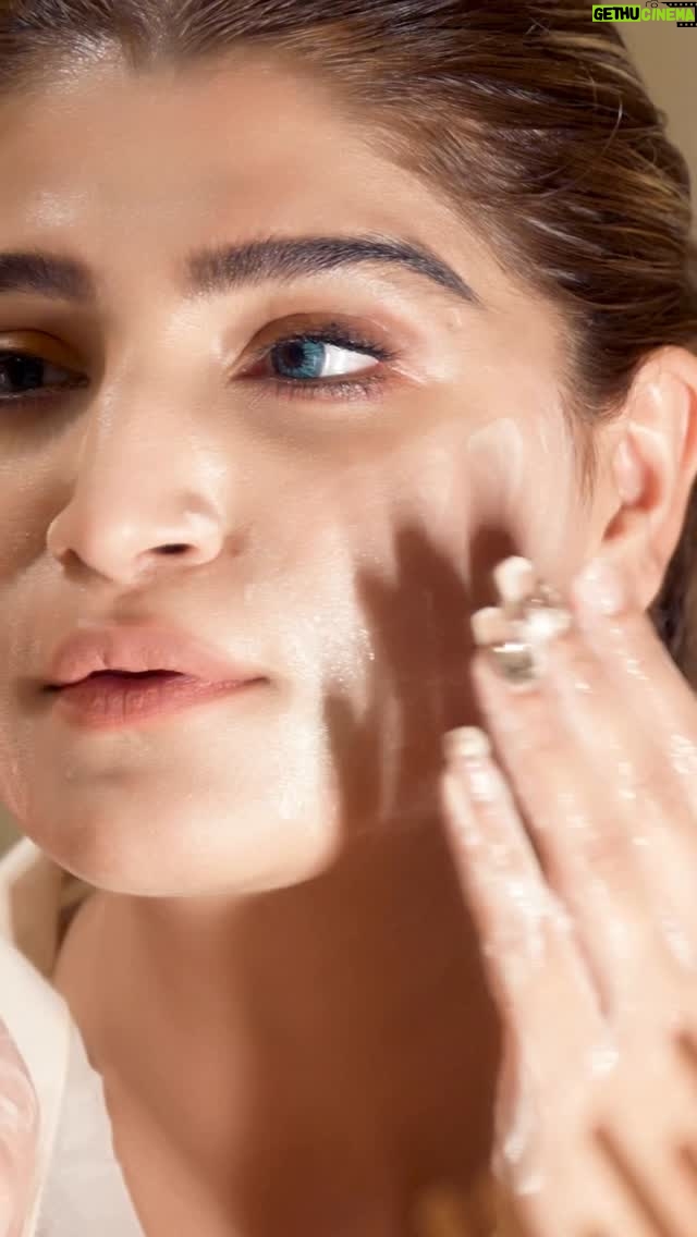 Bhavna Mayani - 13.3K Likes - I didn’t even tell anyone… but my skin did.
4 days in, my mom noticed. 8 days in, I did.
Just a starter kit — Face Wash, Glow Pack & Serum 💫
Now? I’ve got the entire Skin Sparkle ✨ range.
Real glow. Real confidence. 💕

#skinsparkle✨ #realskincarejourney #glowstory2025 #skincaremagic #2026glowtrend