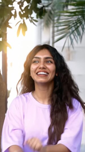 Bhoomi Sharma Instagram - Bss pyar aur pyar aur pyar....
Jo sirf sapno mai sch hota hai .... 
Wahi chahiye hame😂♥️