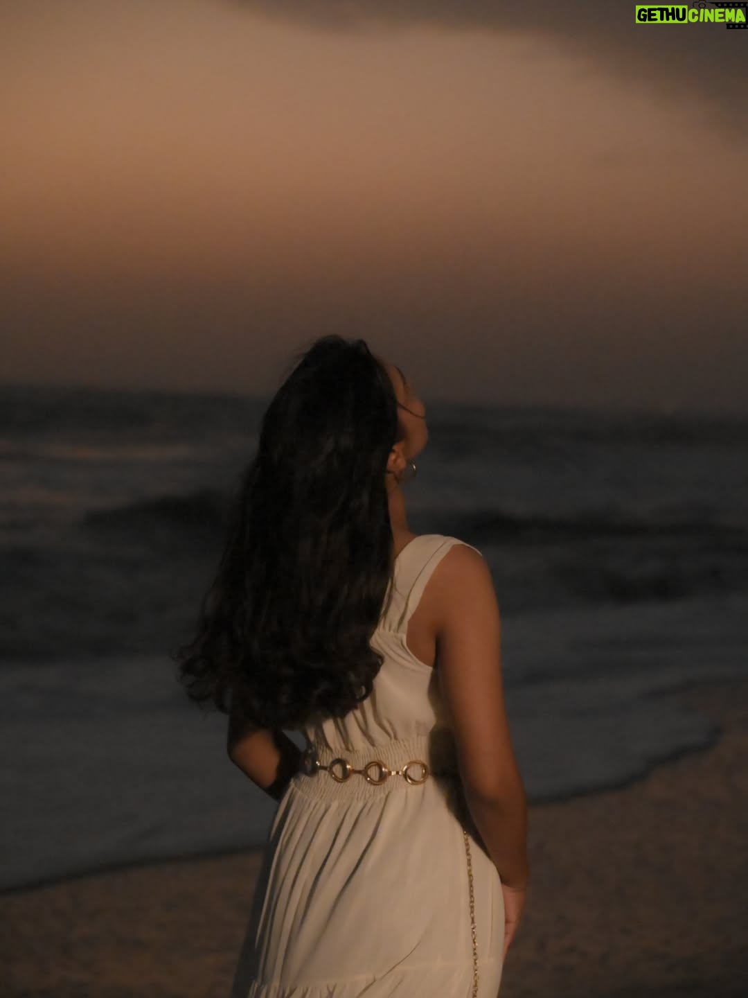 Bhoomi Sharma - 95.1K Likes - White dress, wild waves, warm light.🥀

📸 @i.ameerharris_