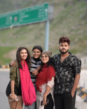 Bhoomi Sharma Instagram - Shaam Gulabi🤍