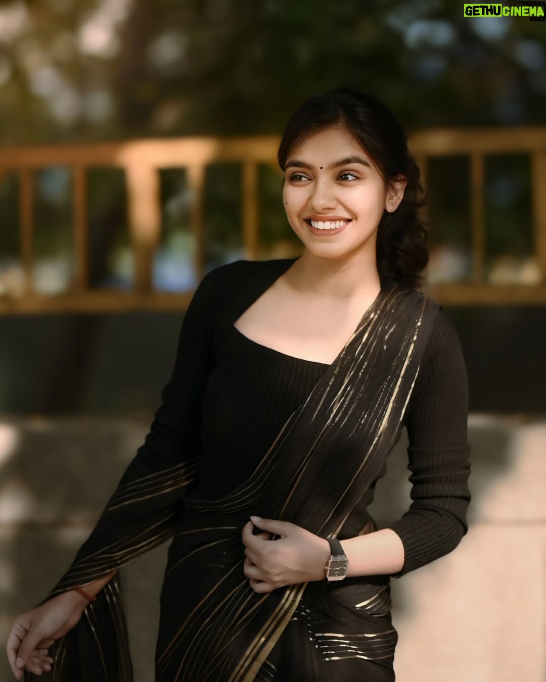 Bhoomi Sharma - 91.2K Likes - Living in my 90's Golden Era 🕊✨️