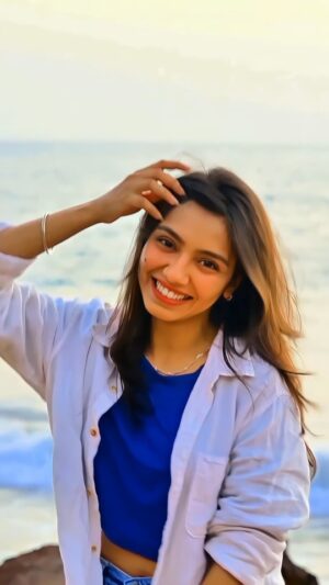 Bhoomi Sharma Instagram - Agar tum kaho ♥️