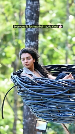 Bhoomi Sharma Instagram - Do uh remember the name of this movie?? 😌
That Sukoon >>>>

Location @eternoresorts