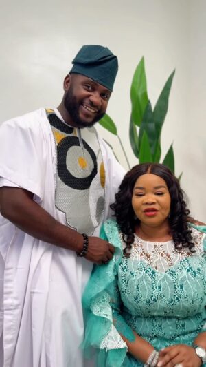 Bimbo Oshin Instagram - AYE ATUNWA IS A BEAUTIFUL MOVIE , GUYS YOU NEED TO SEE IT . SHOWING ON BIMBO OSHIN STUDIOS ON YOUTUBE
BY MY MOMMA @bimbooshin
