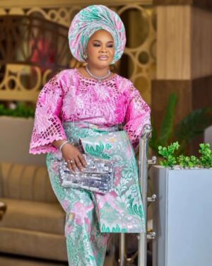 Bimbo Oshin Instagram - Happiest birthday to a woman of substance
You will never relegate in the market of relevance ma 🙏 @bimbooshin 🎂