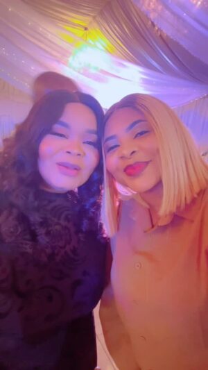 Bimbo Oshin Instagram - My Sweet Mama💗 @bimbooshin My Lover May You Never know a Better Yesterday Ma. E ma Shey Opolopo Odun ninu owo, alafia ati Emi gigun🙏🏾 Happy Prosperous Birthday My Very Beautiful Ever Young Mama💙
#birthdayshoutout🎂🎉🎈
#mrslaneminder❣️