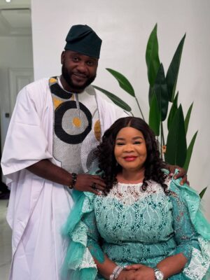 Bimbo Oshin Instagram - HELLO GUYS, I SAW WHAT YOU GUYS DID WITH “ AYE ATUNWA”. THANK YOU, LET’S KEEP STREAMING .
THIS IS JUST A REMINDER FROM MY MUM AND I THAT YOU ALL SHOULD PLEASE WATCH “ AYE ATUNWA” ON YOUTUBE VIA BIMBO OSHIN STUDIO
Cc: @bimbooshin
