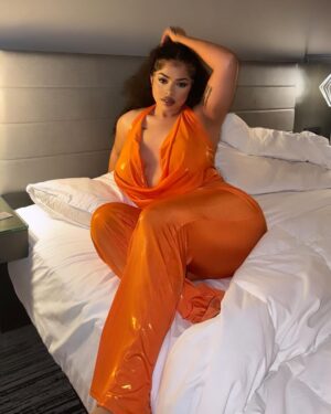 Blanche Bailly Instagram - 🧡🧡🧡