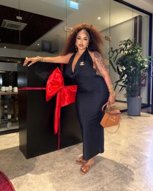 Blanche Bailly Instagram - Dress from @lamimbayanceboutique 🛍️🔥