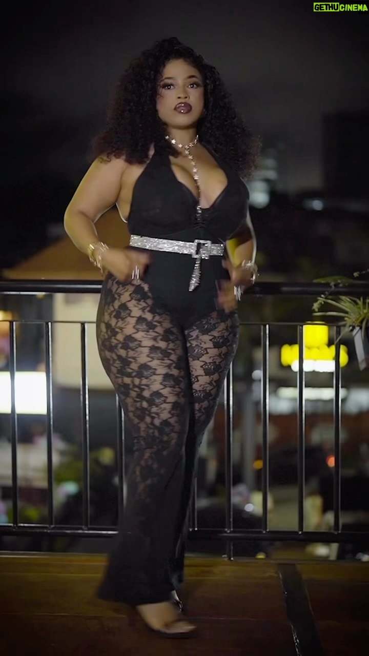Blanche Bailly - 27.9K Likes - 🖤🖤🖤