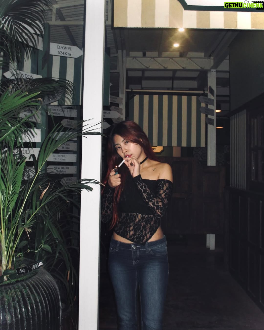 Bobby Soxer - 10.7K Likes - God bless this hot mess 🌹