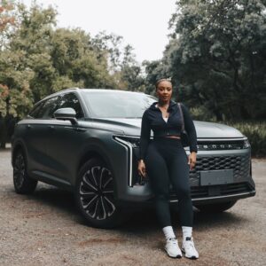 Boity Thulo Instagram - Way above it! #BigBodyWhip 😏😎 #OmodaC9 #BoityxOmoda @omodasouthafrica
📸: @setlifestudiossa
