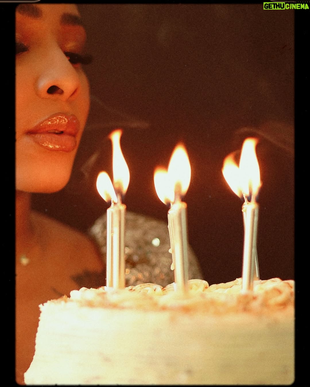 Boity Thulo - 162.5K Likes -  1 🎂 
HAPPY BIRTHDAY Queen B! 🎊🎉🎁 You are a remarkable woman and I am incredibly proud of you! 😍 Thank you, father God for your love, protection and grace over my life. It has been such a blessed and beautiful journey! 💖🙏🏾💫 Thank you to everyone for all your beautiful birthday messages! It means the world to me. 🥰💖🙏🏾 And thank you @thickleeyonce for these incredible images! I’m obsessed! 🥰🥰🥰💫💫💫🤗🤗🤗

📸: @thickleeyonce