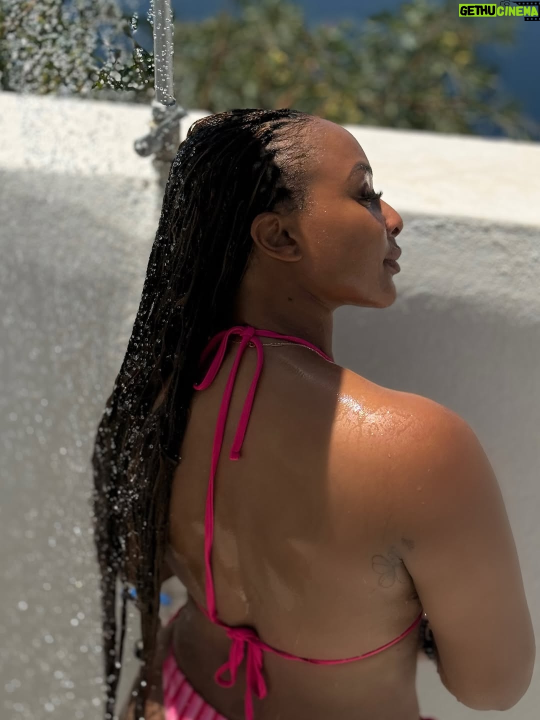 Boity Thulo - 107.5K Likes - Euro summer 💞👙🇬🇷

👙: @poise_swimwear