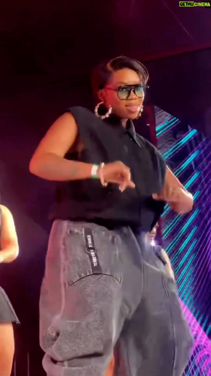 Bontle Modiselle - 236K Likes - An unexpected moment on the @contentcreatorawardssa stage with my people. I didn’t plan to get on stage, but when the moment calls, you answer…❤️

One half of ROBONTLE representing🚦🐝 . This choreo?! Too much 😤🔥 

Thank you to @mimo_mokgosi 🌸 and @peoplehaveinfluence_ for the clips 🫶🏾