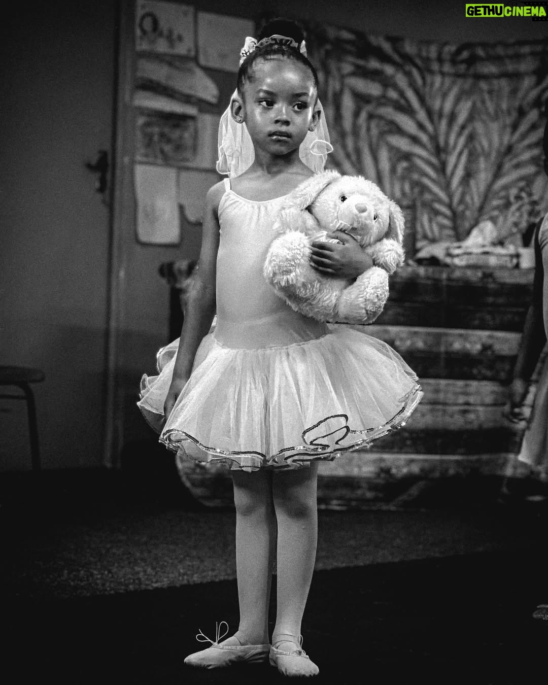 Bontle Modiselle - 316K Likes - The apple isn’t falling from this tree 🥹❤️

Just like her mama. I started here too. Foundation is everything. Discipline is key. So I’m really looking forward to see where this goes if she continues to choose dance. No matter the expression, I’m happy as long as she wants it for herself 🥺

Daddy @priddy_ugly…look at your girl 🥰 

Also frame 12?! Sassy little miss 😌