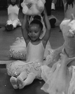 Bontle Modiselle Instagram - The apple isn’t falling from this tree 🥹❤️

Just like her mama. I started here too. Foundation is everything. Discipline is key. So I’m really looking forward to see where this goes if she continues to choose dance. No matter the expression, I’m happy as long as she wants it for herself 🥺

Daddy @priddy_ugly…look at your girl 🥰 

Also frame 12?! Sassy little miss 😌