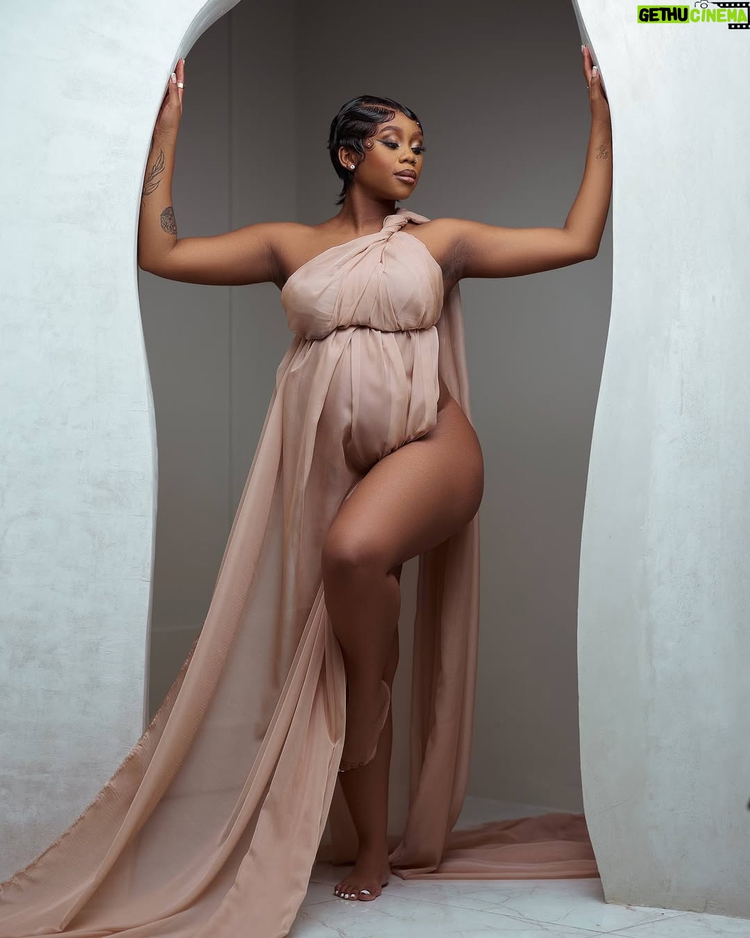Bontle Modiselle - 205.1K Likes - No ordinary love ❤️