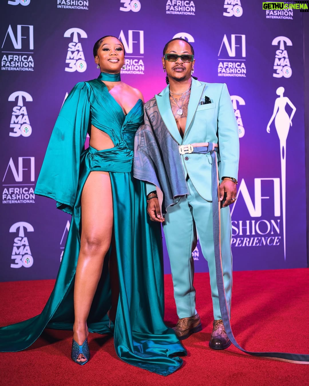 Bontle Modiselle - 228K Likes - A SAMA Award Winner 🏆 and his No.1 Supporter! ❤️

@priddy_ugly 👑💚

📸: @caseywaves (F1 & 3) 
📸: @mendystudios (F4-6)

@thesamas_ #SAMA30