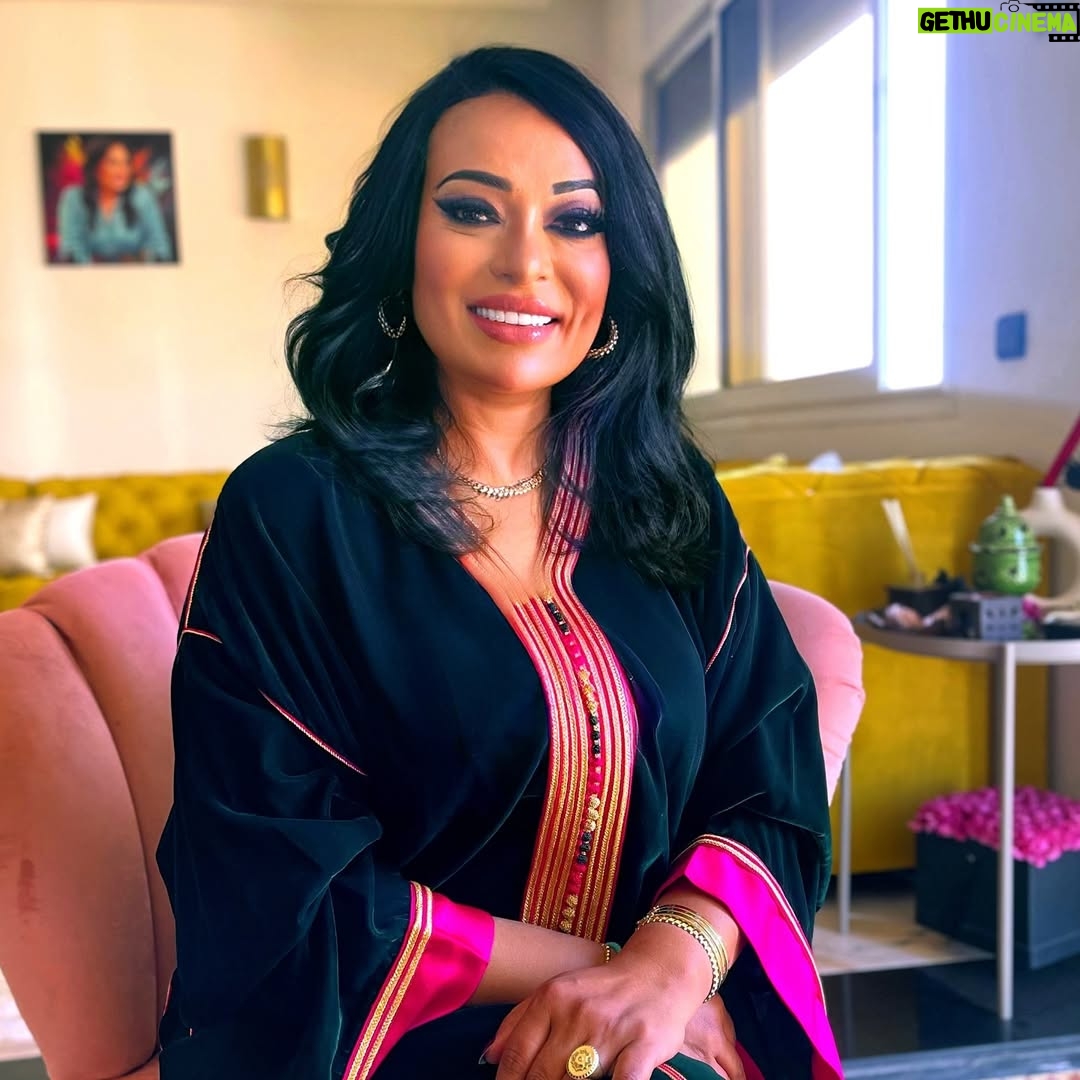 Bouchra Ahrich - 2.5K Likes - أعظم التحولات تأتي من أصغر التغيرات، تغيير بسيط في سلوكك يمكن أن يغير عالمك ويعيد تشكيل مستقبلك.
 🩷🖤