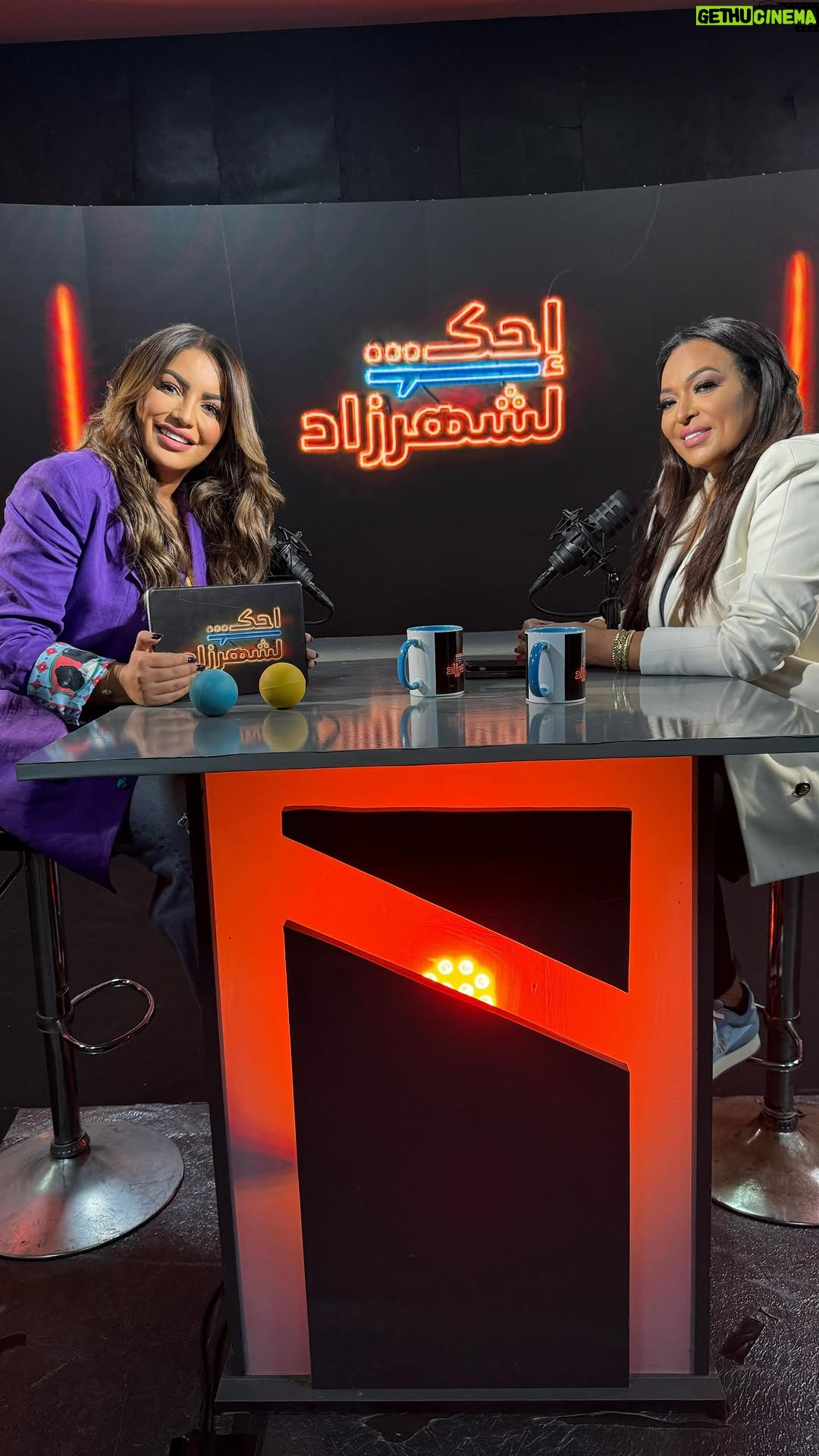 Bouchra Ahrich - 13K Likes - بشرى اهريش تتحدث في #احك_لشهرزاد عن الحب و عن الاستثمار في النفس بدلا من الاستثمار في الشخص الغلط قائلة" ظلم ذوي القربى أشد مضاضة".

📌 الحلقة كاملة متوفرة على اليوتيوب

‏‎#احك_لشهرزاد #TalkShow