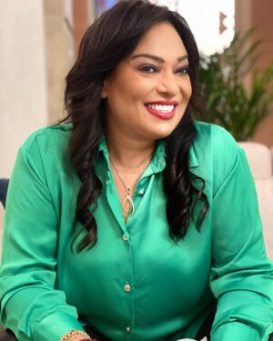 Bouchra Ahrich Instagram - الابتسامة والتفاؤل لا يكلفان الإنسان شيئًا، ولكنهم يغيران الكثير من الأمور في حياته.
💚💚 #رمضان2022 #تفاؤل #قريبا #مبروك_عواشركم