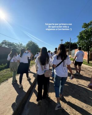 Brenda Di Aloy Instagram - Gracias por creer en mí aun cuando te he fallado. Y por confiarme tanto más de lo que habría soñado para mí ❤️🩹
Gracias Jesús por esta primera mitad de año. Que rápido vuela el tiempo y cuantas son tus sorpresas y mimos. Vaya todo bien o parezca estar en una tormenta, vos sos simple fiel.