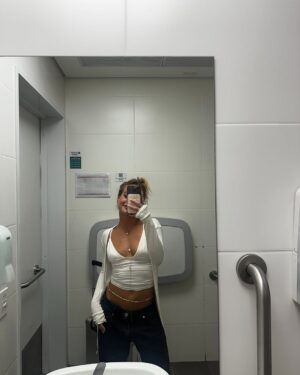 Bruna Griphao Instagram - espelho espelho meuuu