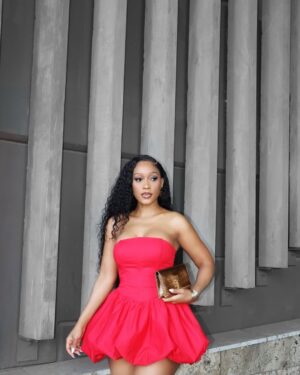 Buhle Samuels Instagram - Top 2 and i ain’t number 2 @Fashionnova
🔍 A Night in Paris Bubble Mini Dress