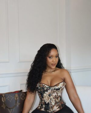 Buhle Samuels Instagram - The 4th
Corset: @bossladydressed