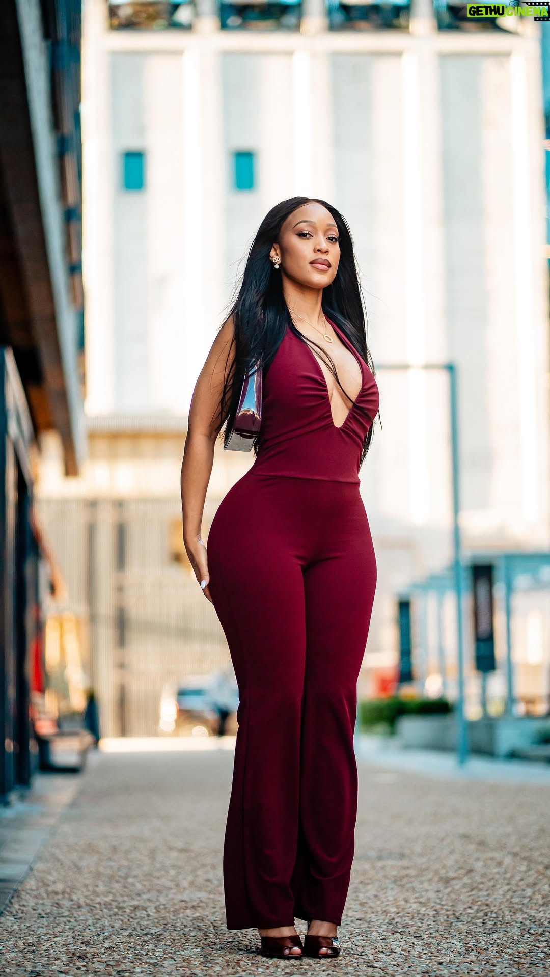 Buhle Samuels - 105.4K Likes - Dark cherry on the move @FashionNova 

🔎 Pushing the limit jumpsuit