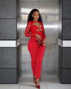 Actress Buhle Samuels HD Photos and Wallpapers December 2025