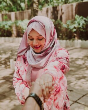 Bushhh Khan Instagram - A Blossom Day 🌸