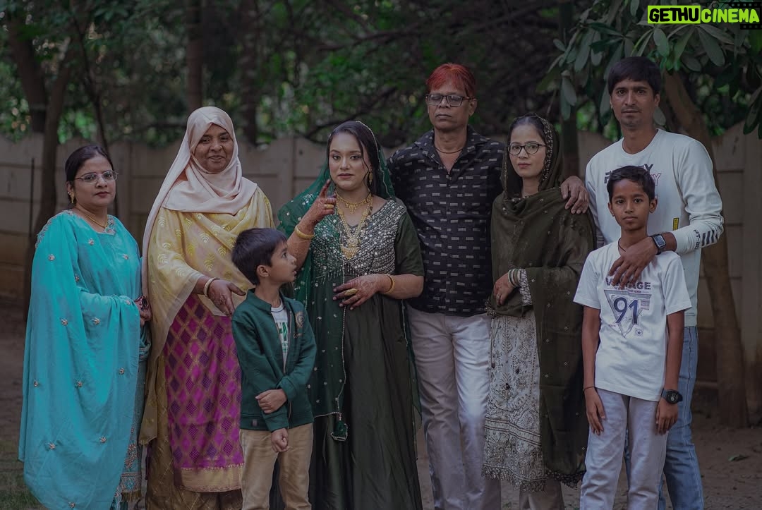 Bushhh Khan - 215.6K Likes - गोद भराई ke beautifull moments ♥️😍 vlog youtube pe post hai link brapdcast channel me hain !
.
.
click by @ms_photography_mumbai 
.
.
#babyshower #ibbush