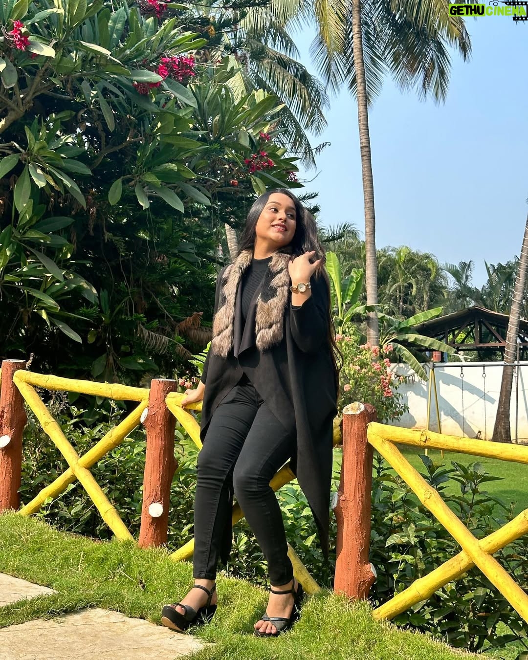 Bushhh Khan - 76.2K Likes - Noor🥰