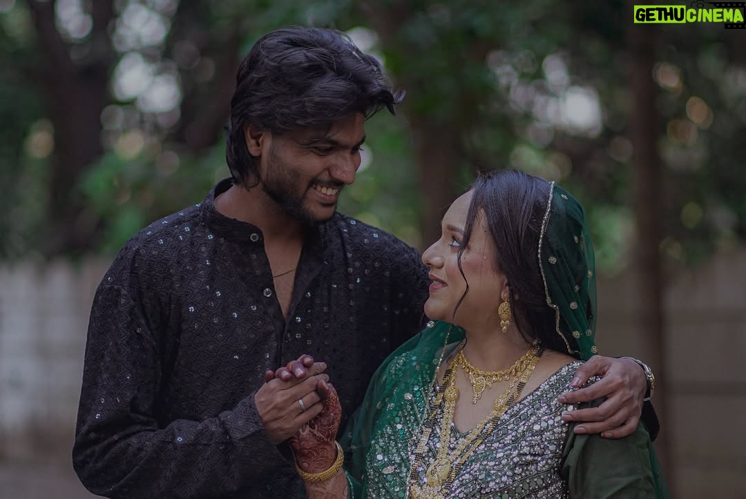 Bushhh Khan - 215.6K Likes - गोद भराई ke beautifull moments ♥️😍 vlog youtube pe post hai link brapdcast channel me hain !
.
.
click by @ms_photography_mumbai 
.
.
#babyshower #ibbush