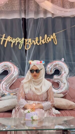 Bushhh Khan Instagram - Happy Birthday To Me 🎂♥️ #bushians 
.
.
📍 @shifa_villa_and_farms 
.
.
#birthday #birthdaygirl #happybirthday #trend #trendingsongs #trendingreels #trending #viralvideo #viral #love #foryou #romantic #attitude #lovestatus #trendy