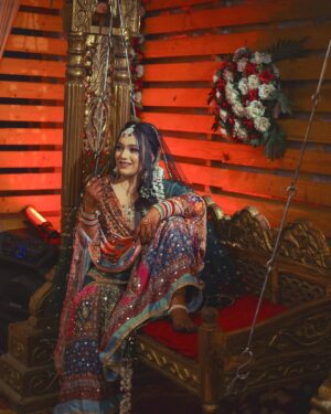 Bushhh Khan Instagram - Mehndi pictures 💚  #ibbush 
.
.
Makeup by : @twinkle_slick_makeover_studio 

Outfit from : @irminfashion ( In Mumbra )